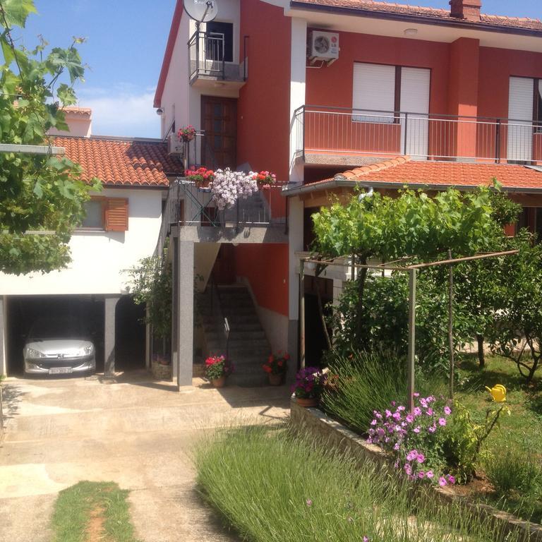 Apartment Alex พูลา ภายนอก รูปภาพ